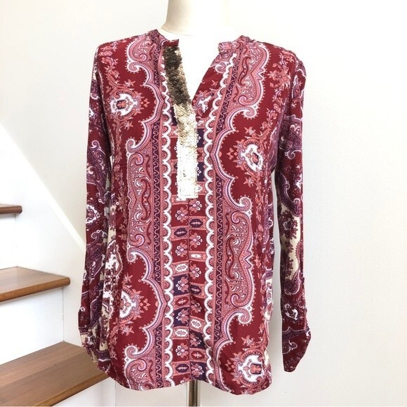 Anthropologie Tiny Blouse Womens Small Red Devas Popover Paisley Sequin Roll Tab - Picture 1 of 11